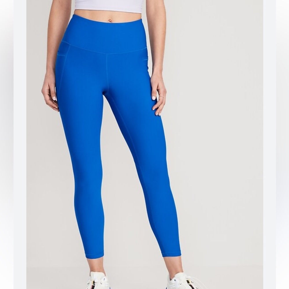NWT Old Navy Active Powersoft High Rise Go Dry 7/8 Pocket Leggings, Bright Blue